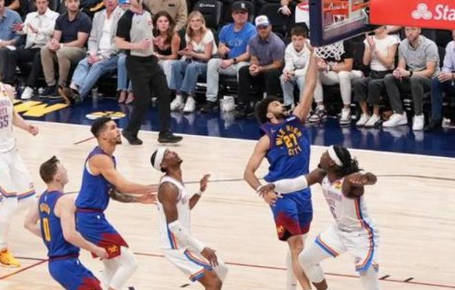 包含大连海盗横扫沈阳雷霆，积分榜上升至前四的词条