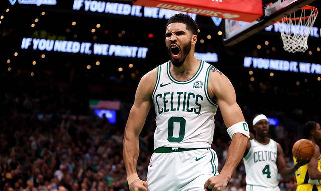 包含塔图姆在湖人比赛中赛况扑朔迷离，大胜引发热议！的词条