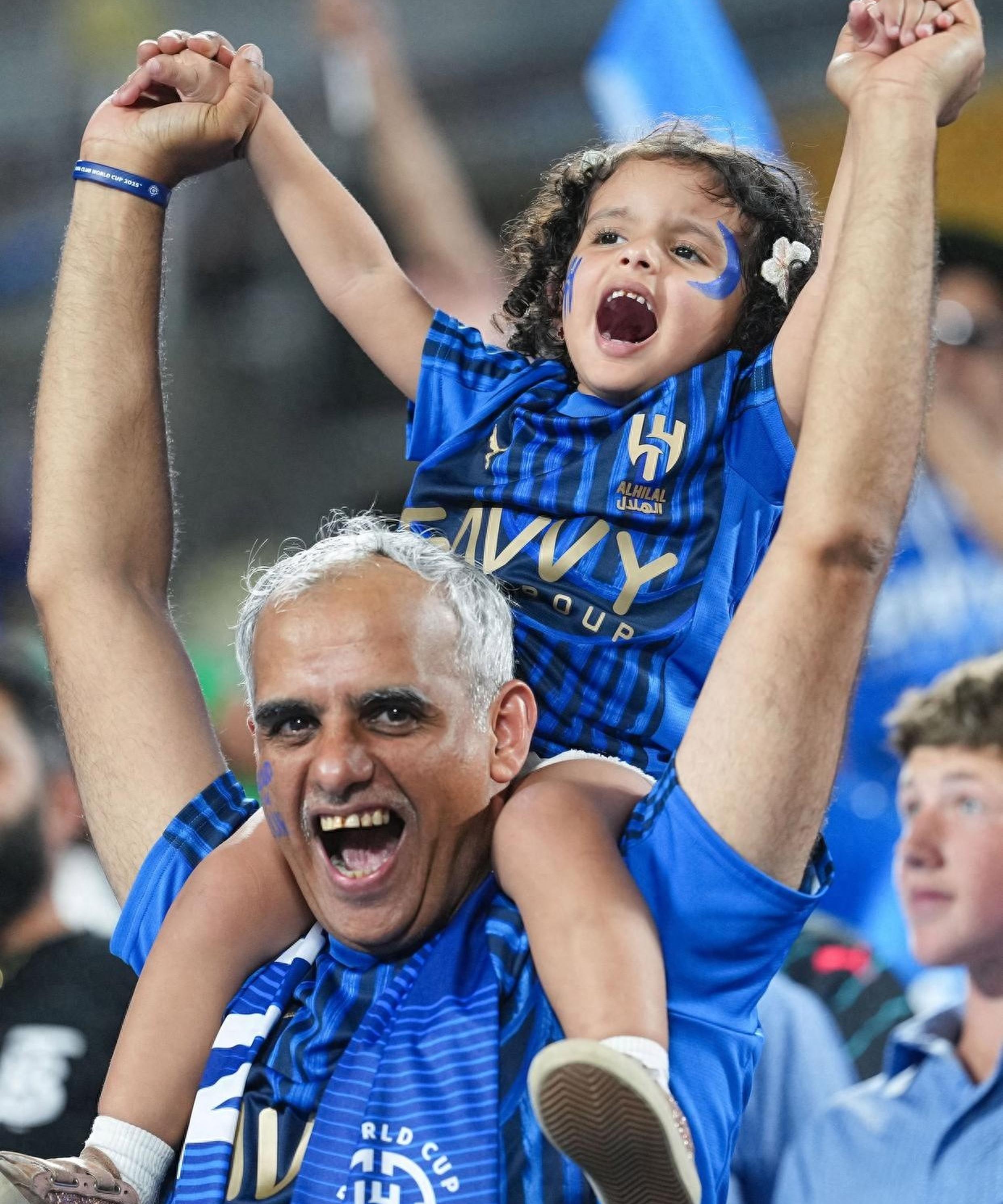 利雅得新月四强战血战曼城,苏炳添砍下6记关键球,全场沸腾 利雅得新月四强战血战曼城,苏炳添砍下6记关键球,全场沸腾